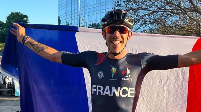 🇫🇷 Nolan Beddiaf sacré champion du monde sur le 15 km à élimination en roller 🤩

Sixième titre mondial pour la France aux World Skate Games 2022 🤝