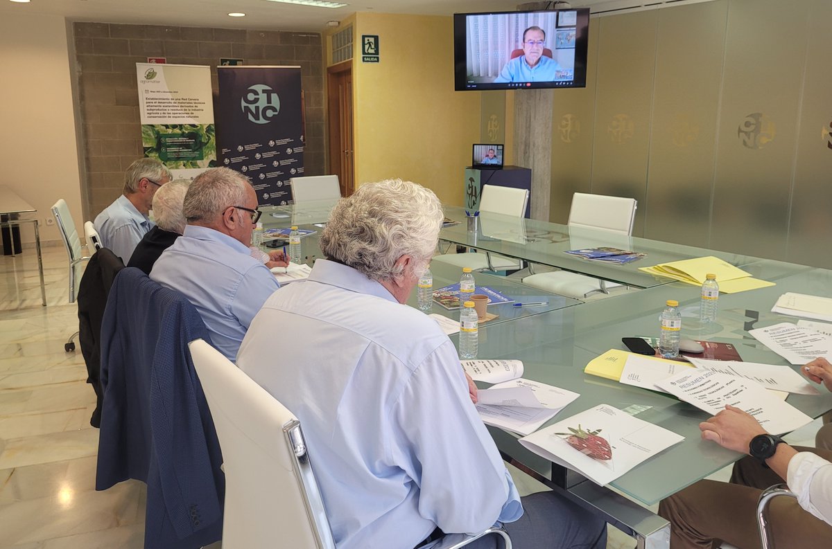 👉Reunión del Consejo Rector del <a href="/CTCAlimentacion/">CTC</a> 
Nuestro presidente, <a href="/PepeGarciaG__/">José García</a> , y <a href="/pablofloresruiz/">PABLO FLORES</a> , director general,  informan de las actividades previstas, proyectos de I+D+i y objetivos próximos