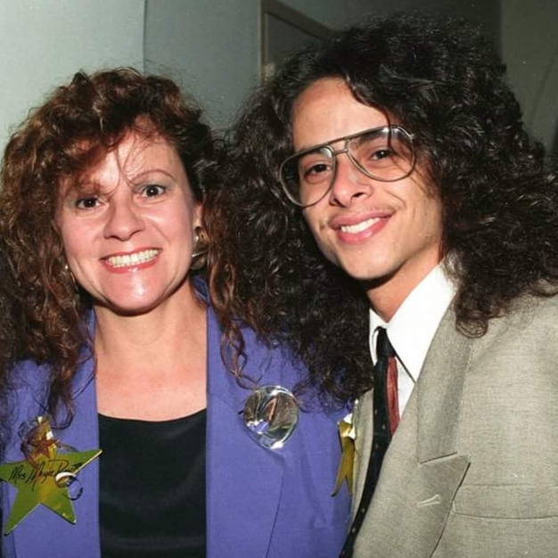 titopuentejr's tweet photo. It's all about the hair, I get it from my mom! #💇♀️
(Circa 1989) #titopuentejr #80shair #hairbands #80s
#tbt #throwbackthursday #throwbackthursdays #tbts #TagsForLikes #throwback #tb #instatbt #instatb #reminisce #reminiscing #backintheday #photooftheday #back #memories https://t.co/TpwcBdzvls