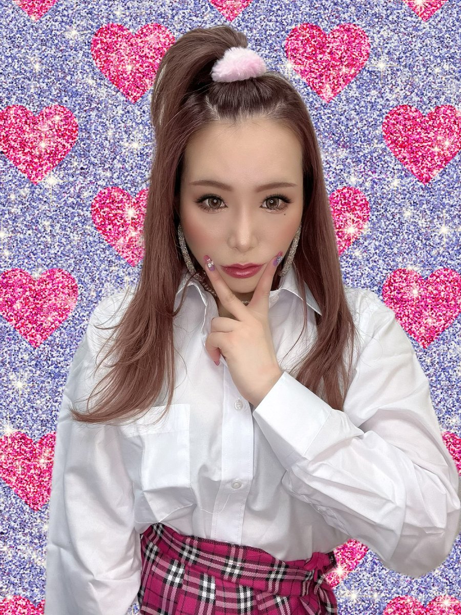 707Chinrena's tweet photo. Happy Halloween💜🧡🖤
今年は制服GALしました👱🏼‍♀️🎀💖 https://t.co/HcDl30M9zE
