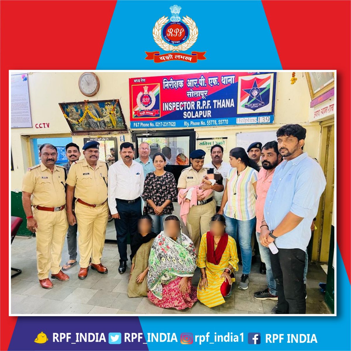 RPF_INDIA's tweet photo. In a short span of 48 hrs after receiving input from #Mumbai Crime Branch, #RPF Solapur foiled the attempt of kidnapping of a 1-year-old girl &amp; apprehended two female kidnappers from Husain Sagar Exp.
We help police solve serious cases of crime.
#OperationRailPrahari #sentinels https://t.co/xpl8eq0B7m