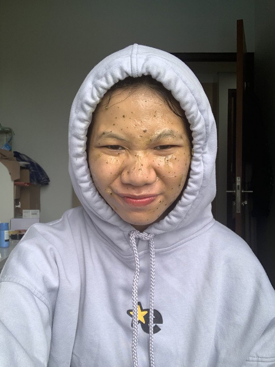 skinsofun's tweet photo. Suka ga sih, bangun tidur wajah wajah gatal dan kemerahan? Asli deh cobain Mugwort Mask Acnaway, beneran ampuh👌

Ga nyangka juga, ada product lokal yg super affordable. Cuman 40 ribuan doang, ga semahal beli kopi di caffeshop 🫠 udh BPOM, super murah #RacuninSkincare https://t.co/67FytVYqtf