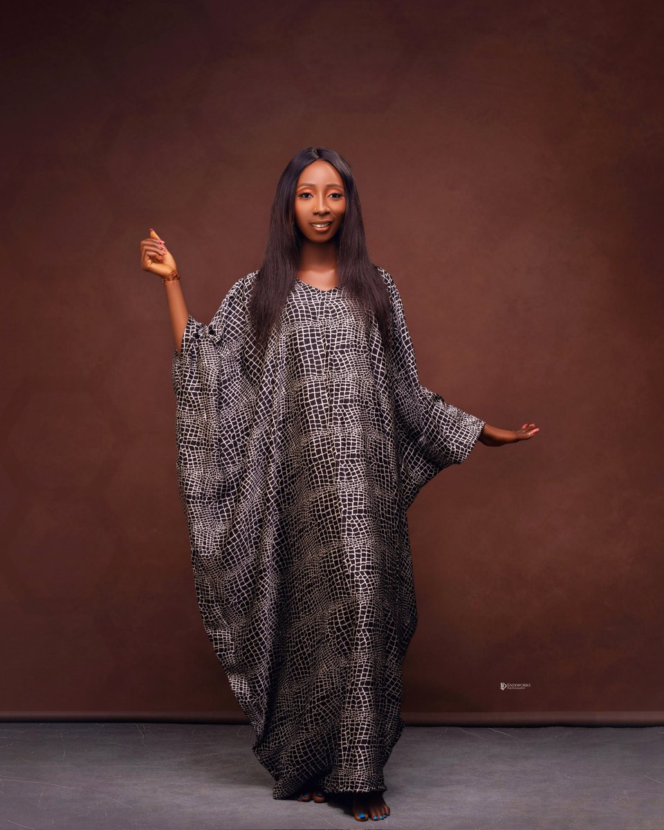 TeyeisCouture's tweet photo. Happy blessed birthday to one of our amazing staff thank you for being part of our success story... We love you dearly ❤️❤️  
Grow Gold!!!
Cheers. 

#teyeicouture
#teyeiscouture https://t.co/hJ2OBSH9k6