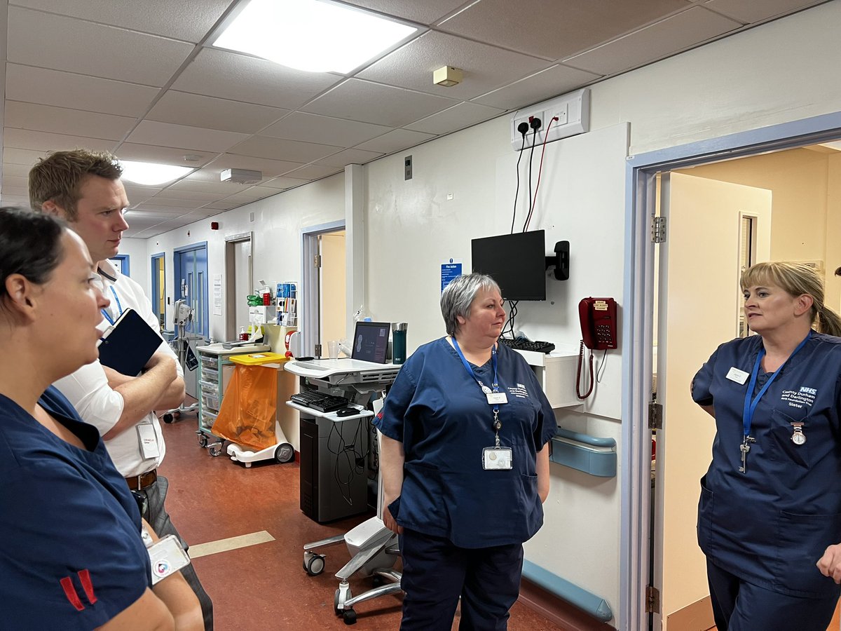 Great to be able to take <a href="/JezzLister/">Jezz Lister</a> on a walk around UHND <a href="/CDDFTNHS/">County Durham and Darlington NHS Foundation Trust</a> yesterday, to show him how amazingly our staff have coped with our EPR go-live @CernerUK <a href="/CDDFT_JHarris/">Jamie Harris</a> <a href="/clairestocks2/">Claire Stocks</a> <a href="/McclellandJayne/">Jayne McClelland</a> <a href="/paulf_CDDFT/">@paulf_CDDFT</a> <a href="/NHSCNIO/">CNIO team for England</a>