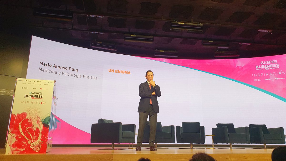 Debemos ser ambiciosos y lanzarnos, a pesar del vértigo y el miedo, porque estamos llamados a transformar el mundo, no a adaptarnos a él. Maravilloso <a href="/MarioAlonsoPuig/">Mario Alonso Puig</a> en #eWomanBusiness