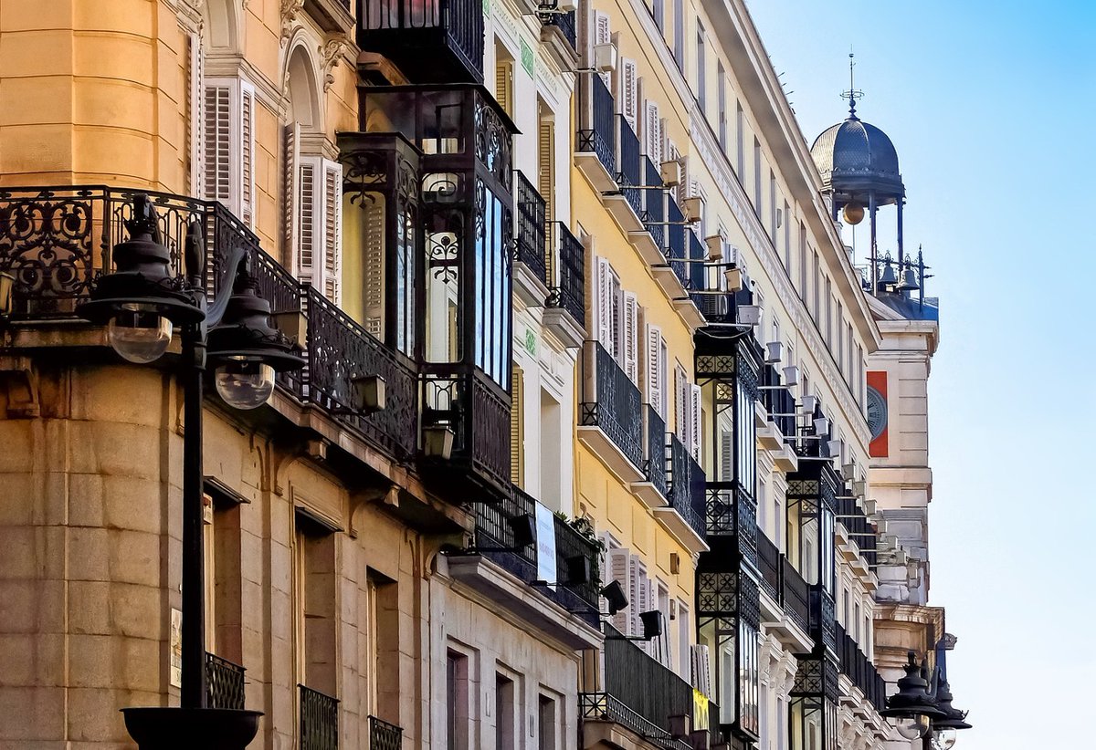 viviendaCMadrid's tweet photo. 🏚 La @ComunidadMadrid dispone de varias líneas de ayudas para la rehabilitación de viviendas y edificios.

👉 Toda la información, aquí: 
 https://t.co/RrZwnYuDcA https://t.co/b4aZs3llYF