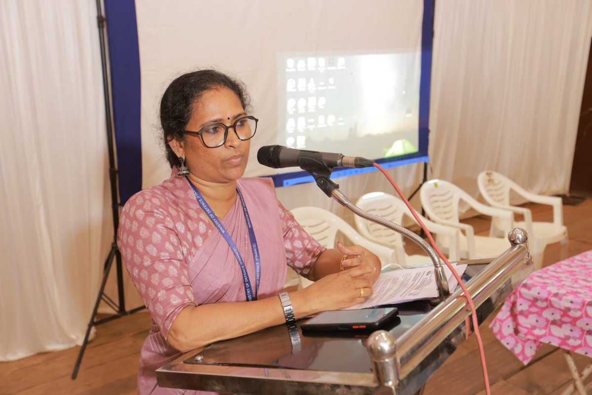 DefencePROTvm's tweet photo. Shri. MK Varghese,Corporation Mayor of Thrissur Dist inaugurating Outreach Programme for creating awareness on #SPARSH to Defence Pensioners organised by #DPDO,Thrissur at Women’s Indoor Stadium,Ayyanthol.
A seminar was organised for pensioners of Thrissur & Palakkad districts. https://t.co/6zGdwfetKc