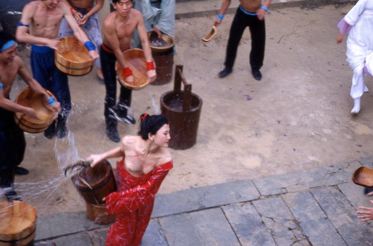 An Amorous Woman of Tang Dynasty
好酒果然愈陈愈香~是吧玄机