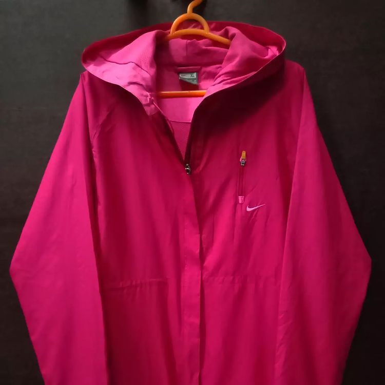 rezainaja's tweet photo. ITEM : NIKE RUNNING WOMEN SERIES
SIZE : XL WOMEN PXL:74X50
KONDISI : 99% GURIH BANGET
PRICE : 220K
WA : 089654090399
PENGIRIMAN DARI BEKASI

#inshiravieta #inshira #inshiraviral #aratiktok #araviral #kebayamerah #Twitter https://t.co/l6NEeVcJNo
