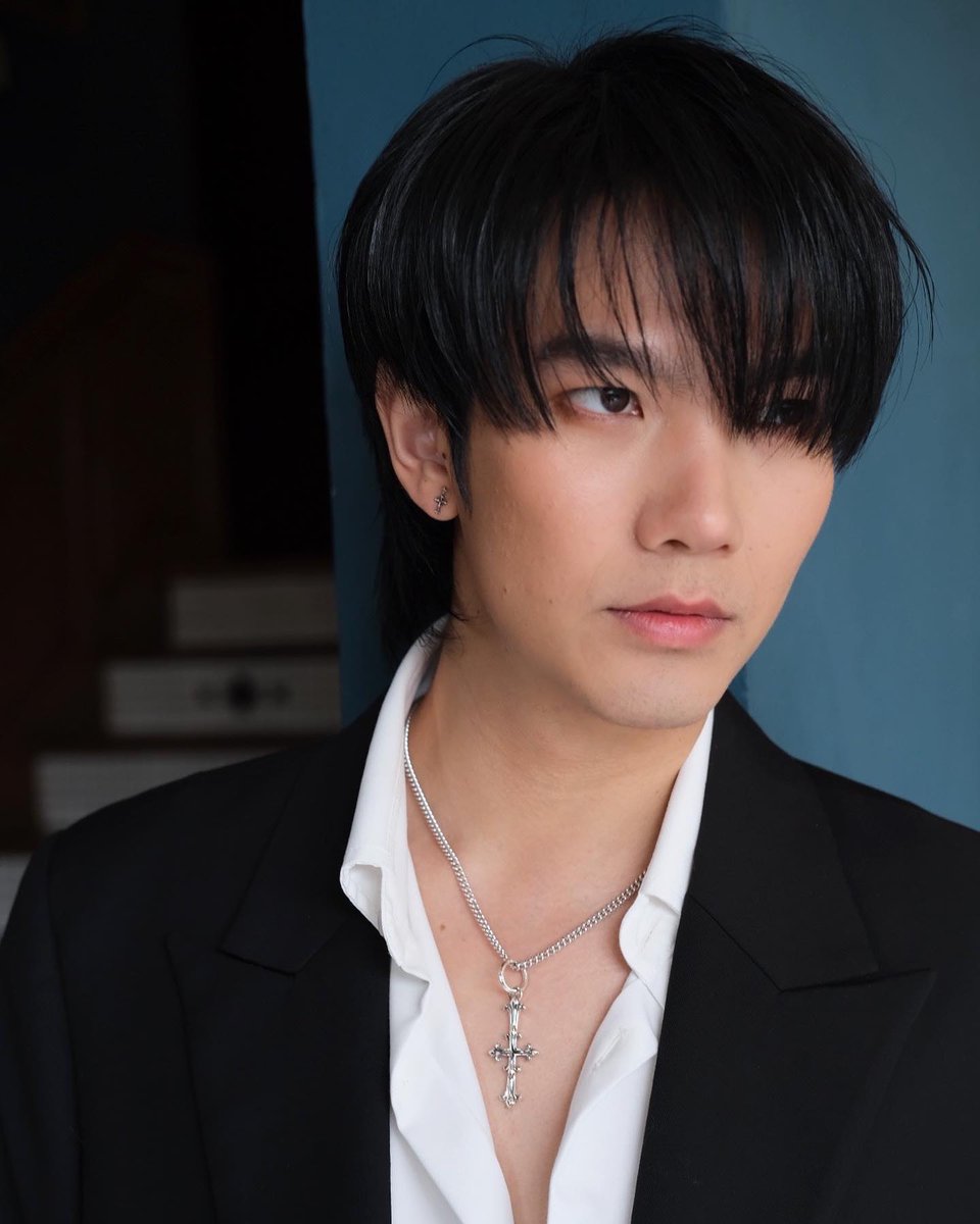 biblebuild_sp's tweet photo. 🔺️@.teddyyland vía Instagram post
"💙 @.buildurluve make up artist @.mos_mammos"
➡️https://t.co/8RZjF5FO7F
#BuildJakapan #Beyourluve #teddylandhair #hairmen #koreanhairstyle #hairstyle #hairsetting https://t.co/17SVl3rtB3