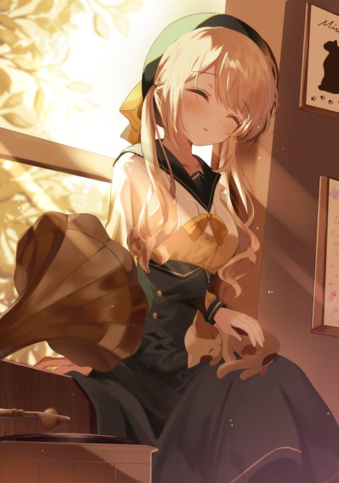 秋の柔らかな日差し。お気に入りの音楽。お気に入りのお洋服。そしていつも傍にいてくれる子猫 