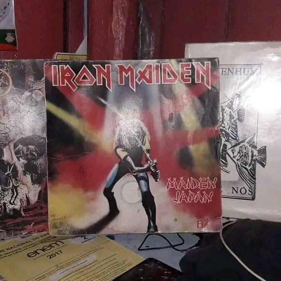 Takeunders's tweet image. Um pouco de minha coleção... Eu sou feliz, com todas as dificuldades eu luto por um ser melhor a cada dia...luz e paz a todos