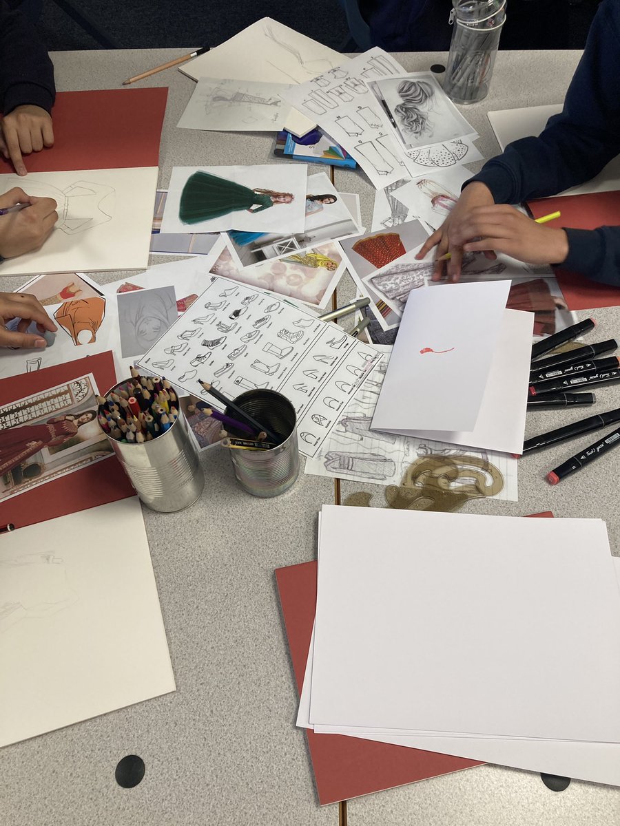 mtbrook70's tweet photo. We explored different types of art in our Year 6 Art workshop. Anime and fashion design was popular this week. @WeAreBDAT @STPHILIPSCE https://t.co/20fo18F1TO