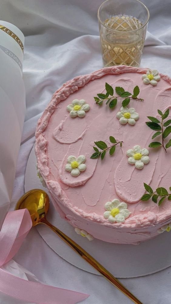 prettiestavenue's tweet photo. pink flower cake https://t.co/foRd18HuHl