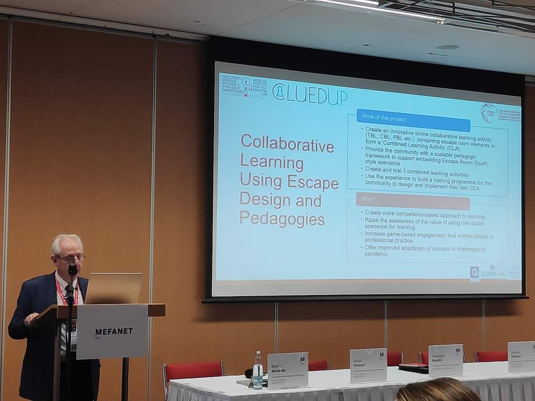 iMedPhysAUTH's tweet photo. #AUTH #iMedPhys Lab Director, Prof. @bamidis delivering a #Keynote speech entitled "𝗘𝘀𝗰𝗮𝗽𝗲 𝗥𝗼𝗼𝗺 𝗽𝗲𝗱𝗮𝗴𝗼𝗴𝘆 𝗮𝗻𝗱 𝗰𝗼𝗹𝗹𝗮𝗯𝗼𝗿𝗮𝘁𝗶𝘃𝗲 𝗹𝗲𝗮𝗿𝗻𝗶𝗻𝗴" at the @CluedUpProj @EUErasmusPlus Multiplier event and MEFANET #2022 Conference in the Czech Republic! https://t.co/udNjr8hhOS