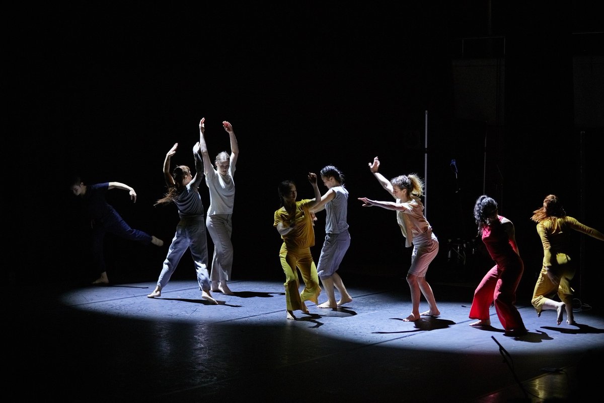 IWorldAcademy's tweet photo. Our 9 MA Contemporary Dance students performing at the @IADMS conference @UCHLimerick. They performed rep from "12 Minute Dances" by @LizRocheCompany. They are currently working with @luciakickham &amp; preparing for their exam performance on 17 Nov at 1pm. 

@UL @ResearchArtsUL https://t.co/vmcg9G5TLv