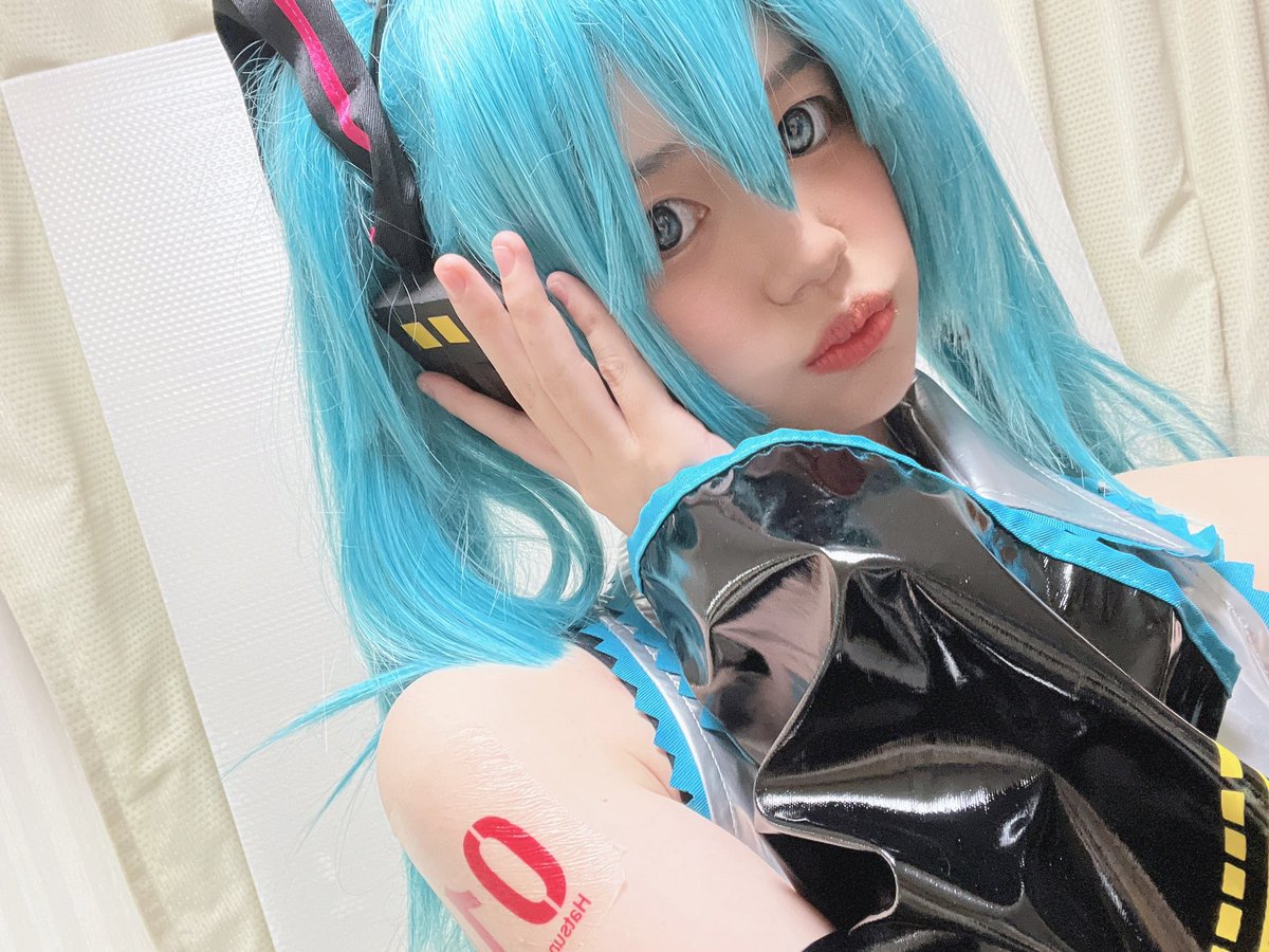 Tenzi_Iduru_104's tweet photo. 初コスでした✨
温かい目で見ていただけると嬉しいです！！
⚠️私服捏造⚠️

RT中心で全反応気になった方巡回します（無言フォロー失礼します🙏🏻💦）

＃コスプレ  #cosplay ＃コスプレイヤーさんと繋がりたい https://t.co/UZbtXb4nFw