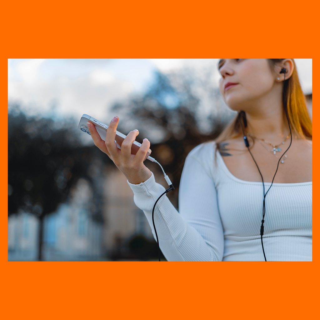 LudosTechs's tweet photo. Did you know you can use our earbuds with almost any device with an adapter (for Type-C or Lightning)?
#ludosclamor2pro #clamor2pro #ludos #adapter #adapter #FALLinLOVEwithLUDOS https://t.co/uFRpW4eUy7