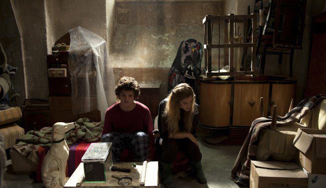 FrameCinema's tweet image. FrameCinema: UN PUNTO DE INFLEXIÓN, revisamos la película dramática “Tú y Yo”, el intimista largometraje del célebre cineasta Bernardo Bertolucci, una adaptación un tanto libre de la novela del escritor Niccolo Ammaniti sobre vivencias inesperadas, en: framecinema.blogspot.com/2017/04/un-pun…