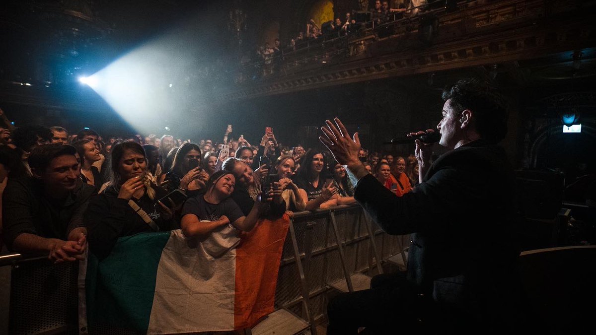 thescript's tweet photo. First night of our European tour in Stockholm was ELECTRIC! ⚡️What a way to kick it all off!

📸 - @matthewconnell https://t.co/toTYGdFQbK