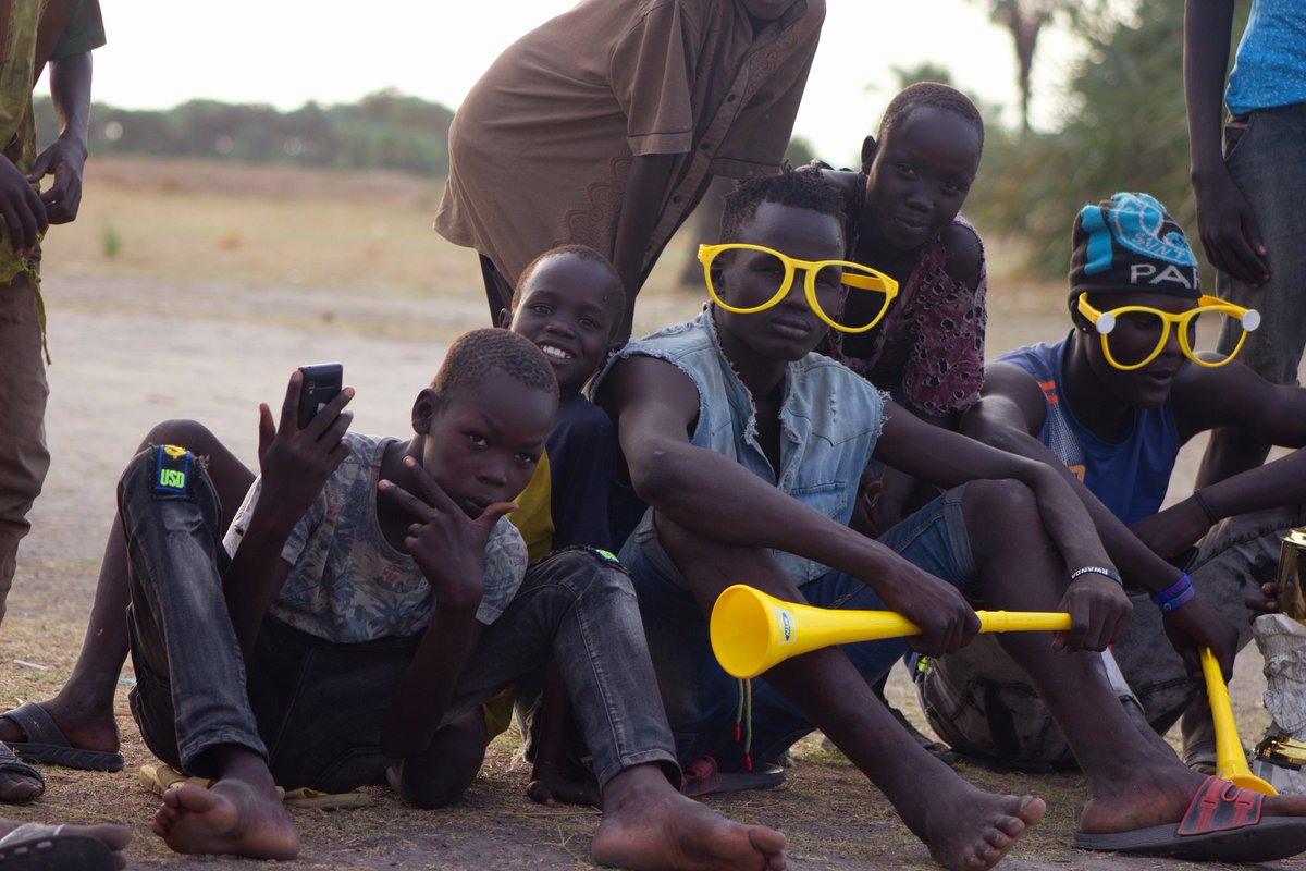 AIWE_SS's tweet photo. On 23/04/2021 @MTNSSD and @TEL_Africa Proudly sponsored @AIWE_SS project through 
Empowerment of  youth in Leer by    engaging them through sports which helps  foster  peace keeping, cohesion  and unity .
#SSOT https://t.co/0VUKM83nGa