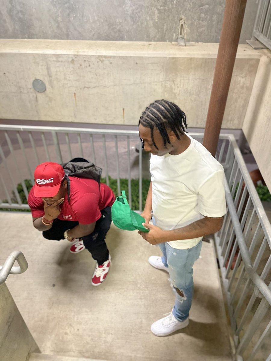 SirWavy4's tweet photo. My 5 🗣 https://t.co/0CmWPlYVdH