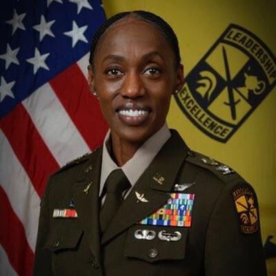 GoodlandRadio's tweet photo. Nigerian-born Amanda Azubuike Promoted To Brig. General Of US Army https://t.co/7LmE1yTaug