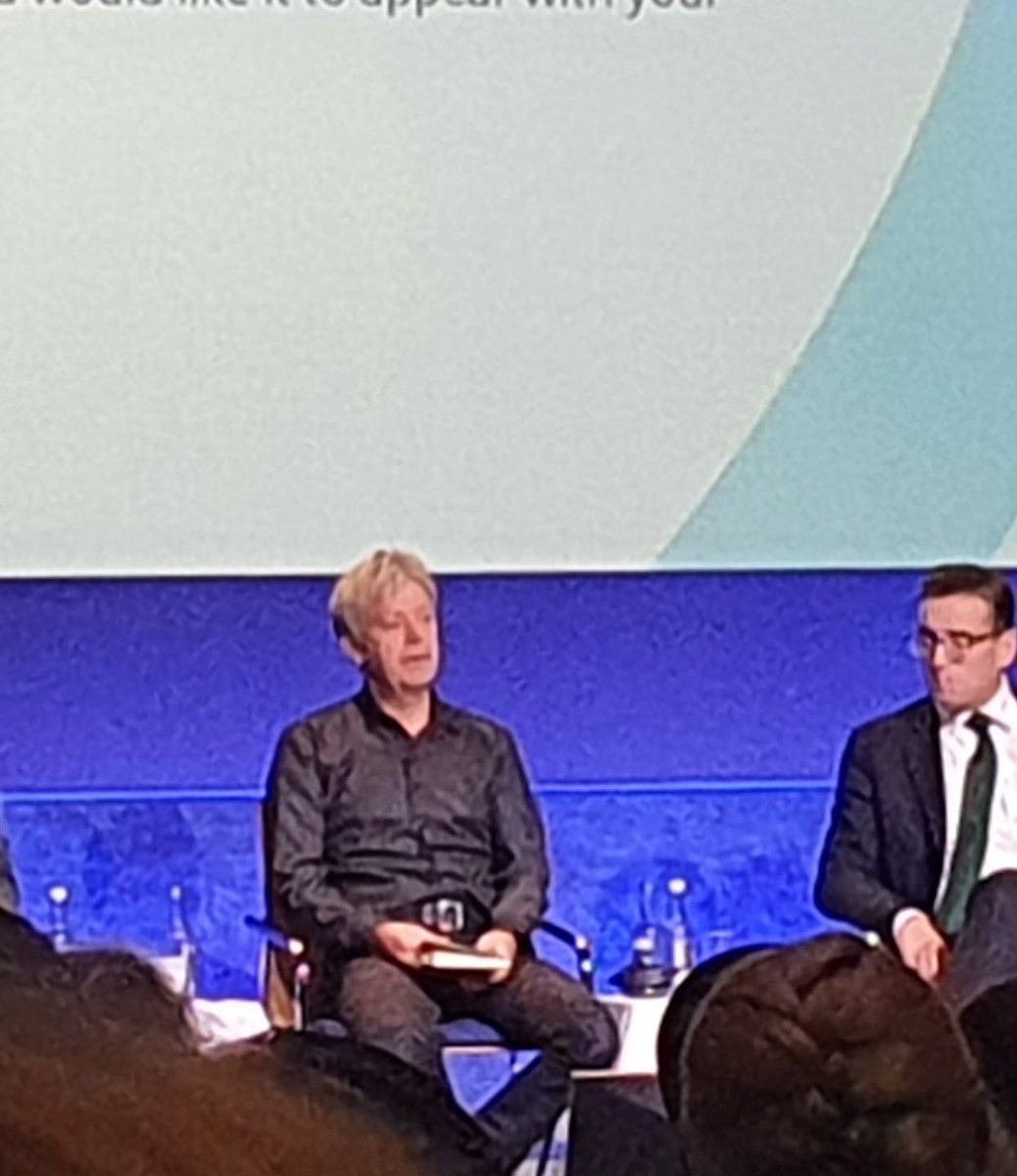 Dearbháil Lawless tweet media