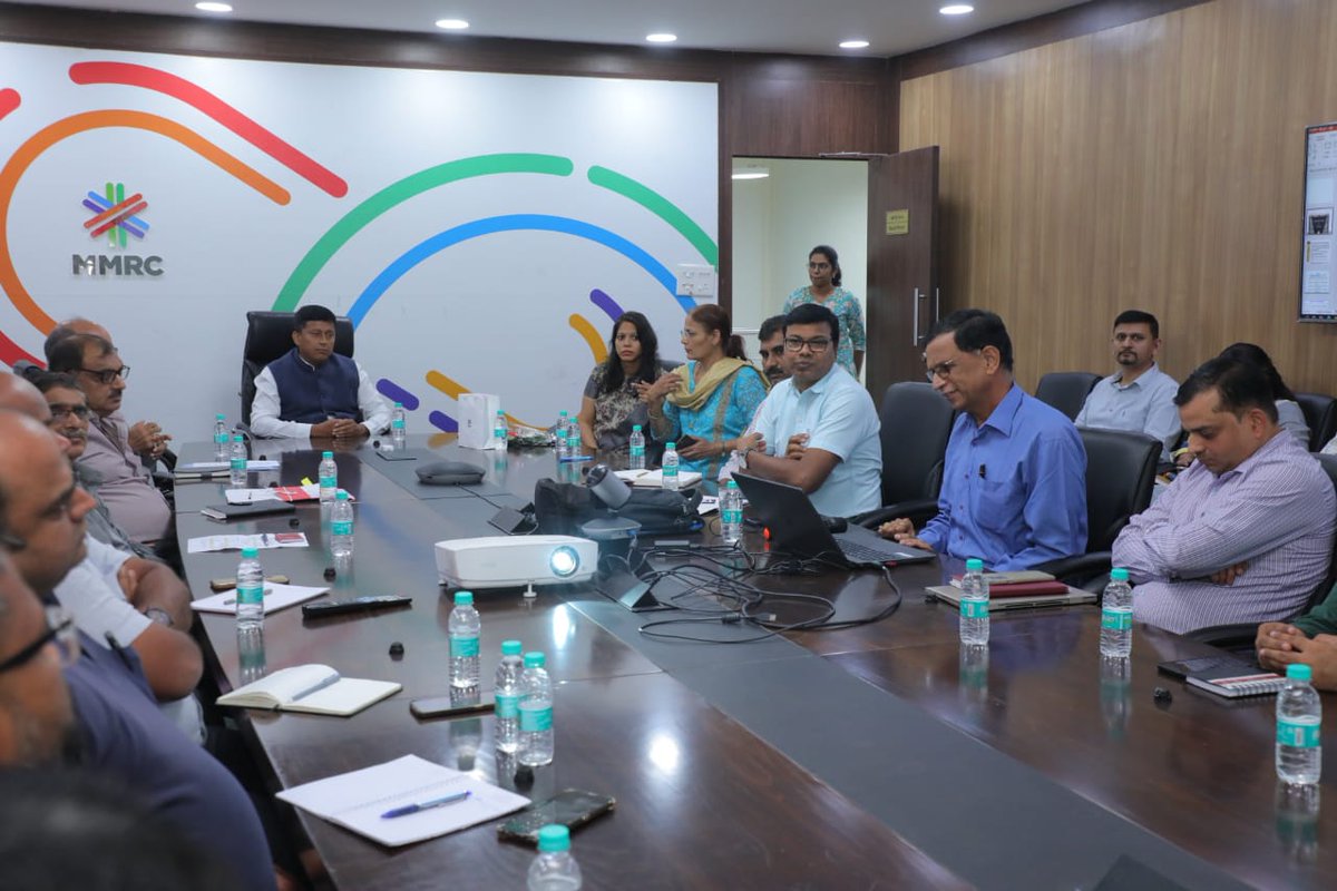 nacincbic's tweet photo. NACIN, Mumbai in co-ordination with MMRCL, Mumbai held a workshop on 'Preventive Vigilance &amp; Conduct Rules' on 03.11.2022 at MMRCL, BKC. 33 officers attended the workshop. Sh. Shamshad Alam, CVO addressed the participants. https://t.co/cPnqJ8bHlS
