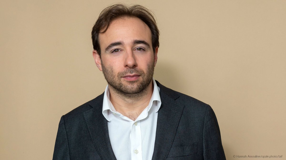 .@diezeit beruft <a href="/Yascha_Mounk/">Yascha Mounk</a> in den Herausgeberrat. Ab 1.4.23 wird er gemeinsam mit Prof. Jutta Allmendinger, Dr. Nicola Leibinger-Kammüller, <a href="/zannymb/">Zanny Minton Beddoes</a> und Florian Illies die Gesellschafter, die Chefredaktion &amp; die Geschäftsführung publizistisch beraten. bit.ly/3Wn1NAN