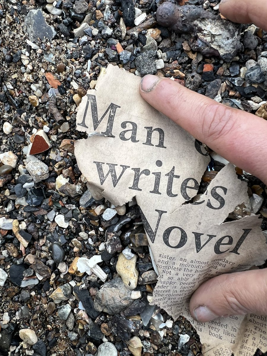 Found this sept 24, 1937 scrap eroding from the Thames foreshore bank yesterday. Finally, a headline that acknowledges effort! I dedicate this to all you (male) writers out there 👏 <a href="/Mikepeeljourno/">Michael Peel</a> <a href="/JasonSandy7/">Jason Sandy</a> @MudHistorian <a href="/FodenGiles/">Giles Foden</a>