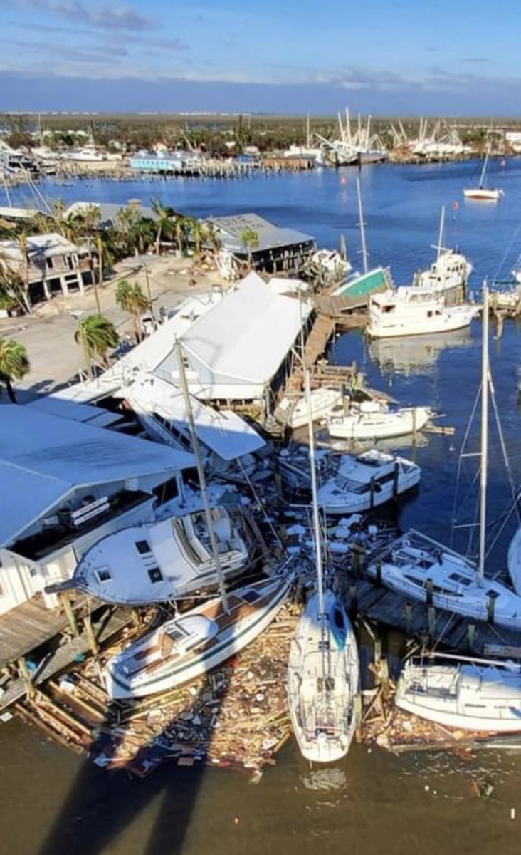 shereelincoln's tweet photo. We survived #hurricaneian when so many boats did not. How did we do that? We ran up river and inland 40 miles to LaBelle which was on the edge of the storm. Our trailer we could not move so it got hit by a boat but minimal damage to some trim. It was the 9’ of water that got it. https://t.co/mq12heo9WB