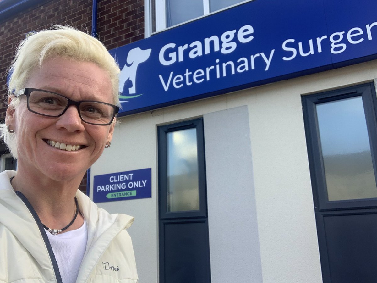 NorthEastVP's tweet photo. Another day presenting to veterinary practices. This time I had the full attention of the clinical director and it was amazing to hear other veterinary professionals listening to what veterinary physiotherapy can offer their patients #multidisciplinaryapproach #teamwork #MDT https://t.co/yt1MbbLPnL