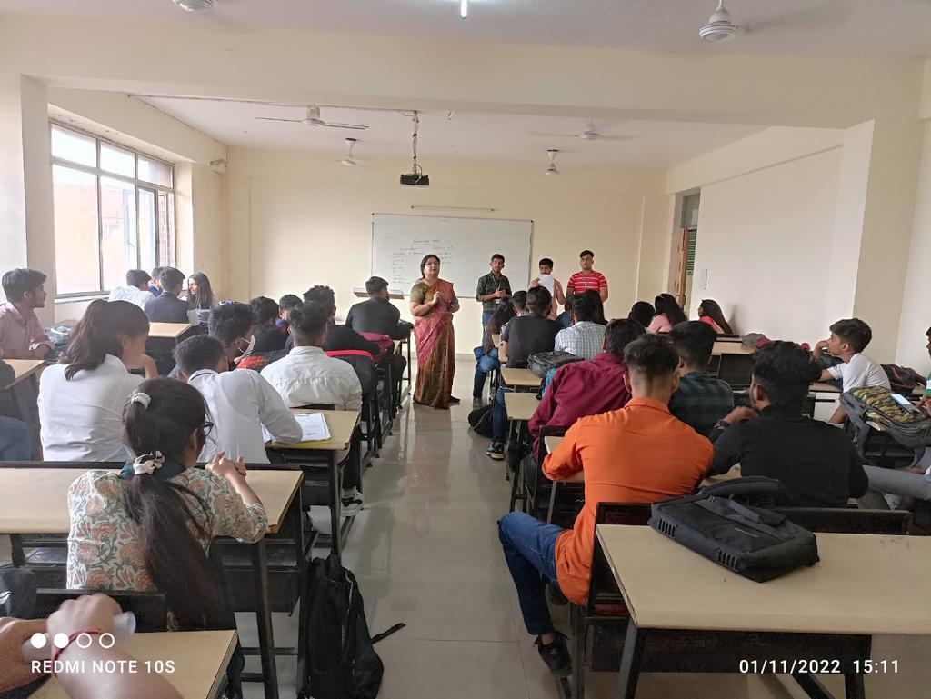 MangalmayT's tweet photo. MIMT organised an activity for UG students in under the combined flagship of Marketing Club and IIC to enhance Entrepreneurial skill among students. There was LOGO DESIGNING and TAG LINE CREATION competition for BBA PLATINA , BBA REGULAR and https://t.co/f722fD39WU students. https://t.co/NZEkXCVdG2