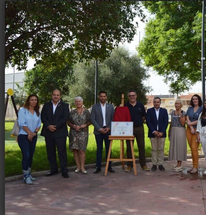 Francia es el país que más hermanamientos cuenta en la Región. En concreto ahora 15 de los 45 municipios que cuenta la Región de Murcia estan hermanados con ciudades francesas. Seguimos trabajando construyendo puentes.
lastorresdecotillas.es/las-torres-de-…