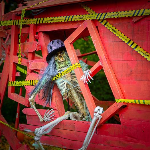 Futuroscope_ES's tweet photo. ¡Coucou! 💀👋
Os recordamos que festejamos #Futuroween hasta el 6 de noviembre! https://t.co/APTfvCEx7s