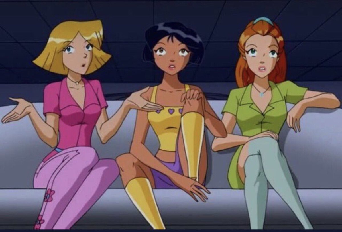 PopCulture2000s's tweet photo. ‘totally spies’ first aired 21 years ago today https://t.co/QdSBV5C4wH