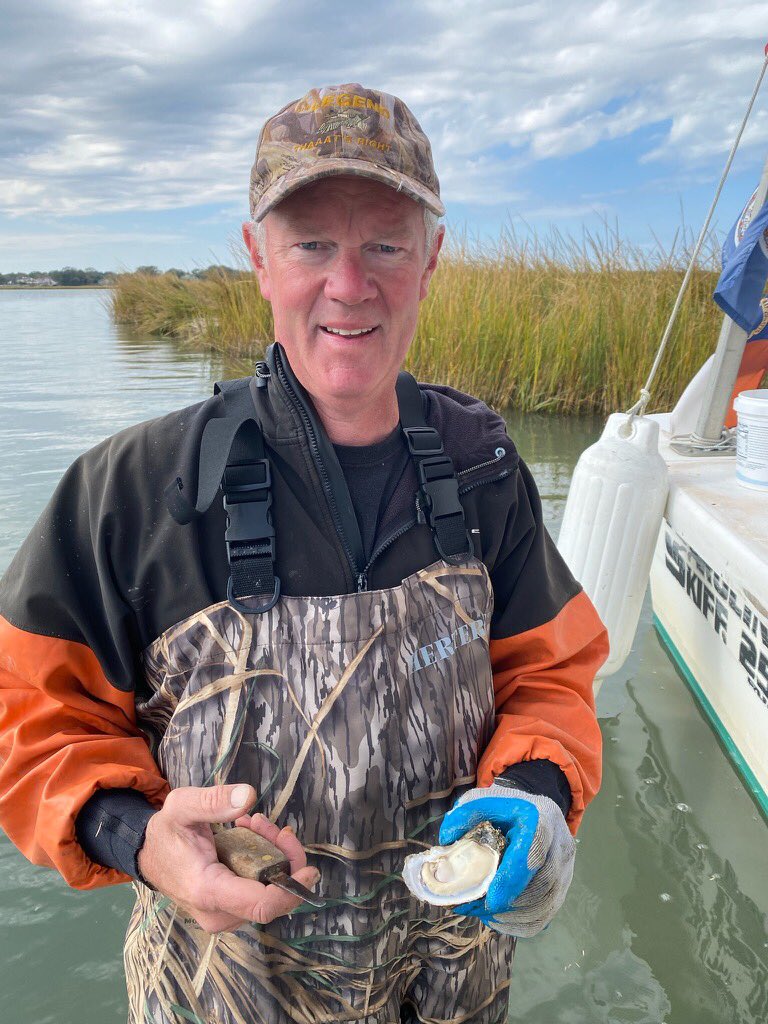 LynnhavenOyster's tweet image. Welcome to November: VA Oyster month #VAOysterMonth @VaAgriculture @VaAgriBiz @VT_VSAREC @VAOysterTrail @vaseagrant @ShellfishFarmer @VaMRC @VisitVaBch @VisitVirginia #oyster #halfshell #OysterTour #InAHalfShell #LynnhavenRiver