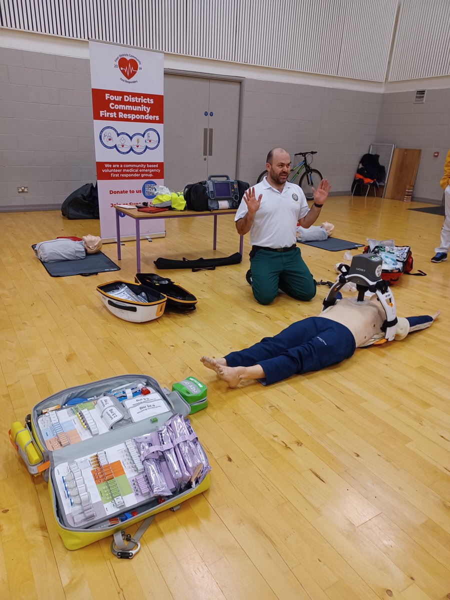 Four Districts Community First Responders 📞🙌⚡🚑❤ tweet media