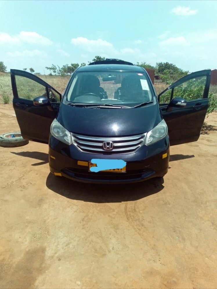 FKomwa's tweet photo. 2010 Honda Freed for Sale @4.8M, price negotiable, mileage:1444254km, for more info :0888409005/0999977255 https://t.co/r1oLibhaMa