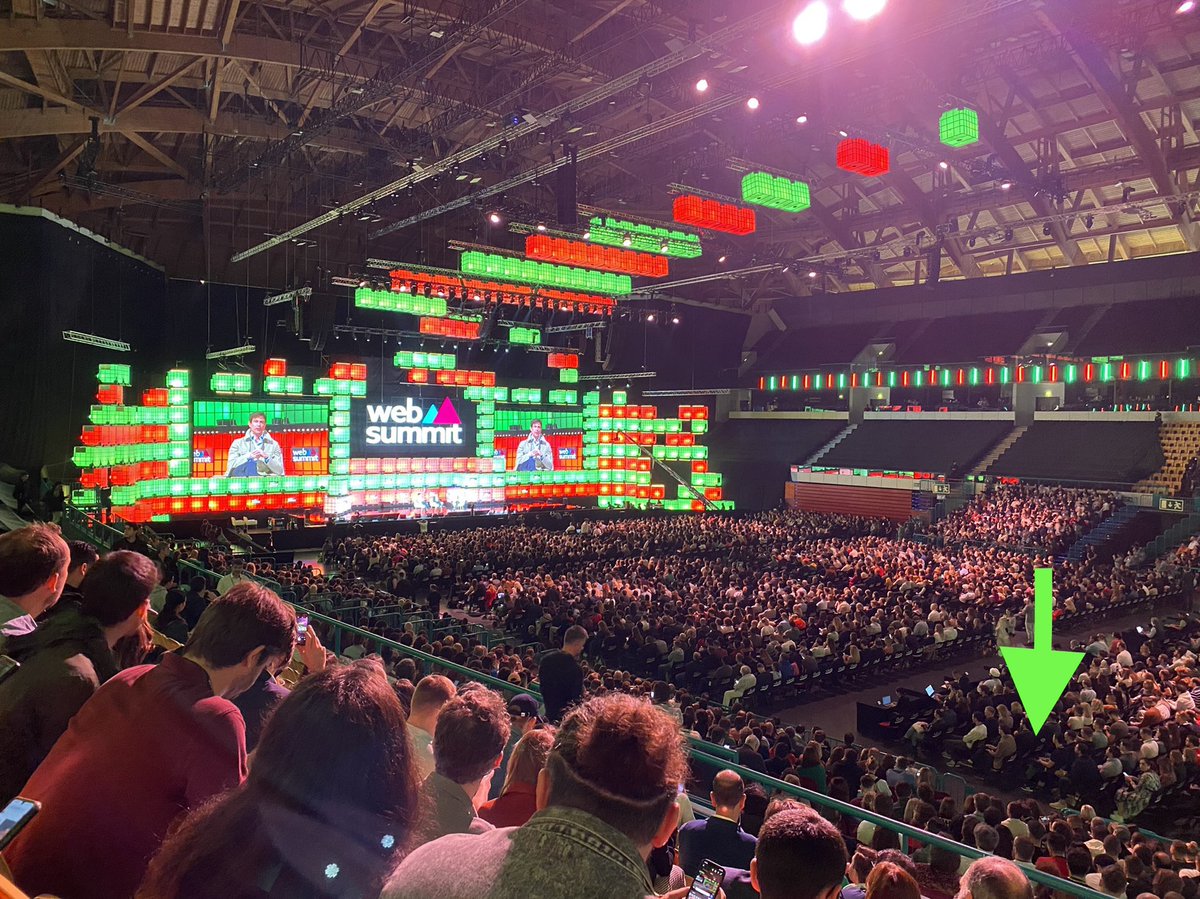 joersch21's tweet photo. Hey @TotoWolff_ I‘m sitting here 😉#WebSummit22 https://t.co/aSUnR3vNwG