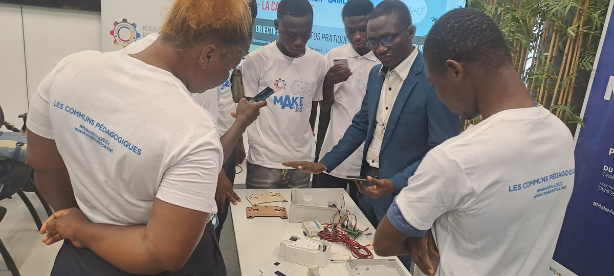 Re_FFAO's tweet photo. C'est le tour de M. Bokossa du @BLOLAB_BENIN pour nous entretenir sur l'utilisation des capteurs pour mesurer la pollution de l'air.

#MakeAfrica #MakeAfrica 2022 https://t.co/lGxaXtujUP