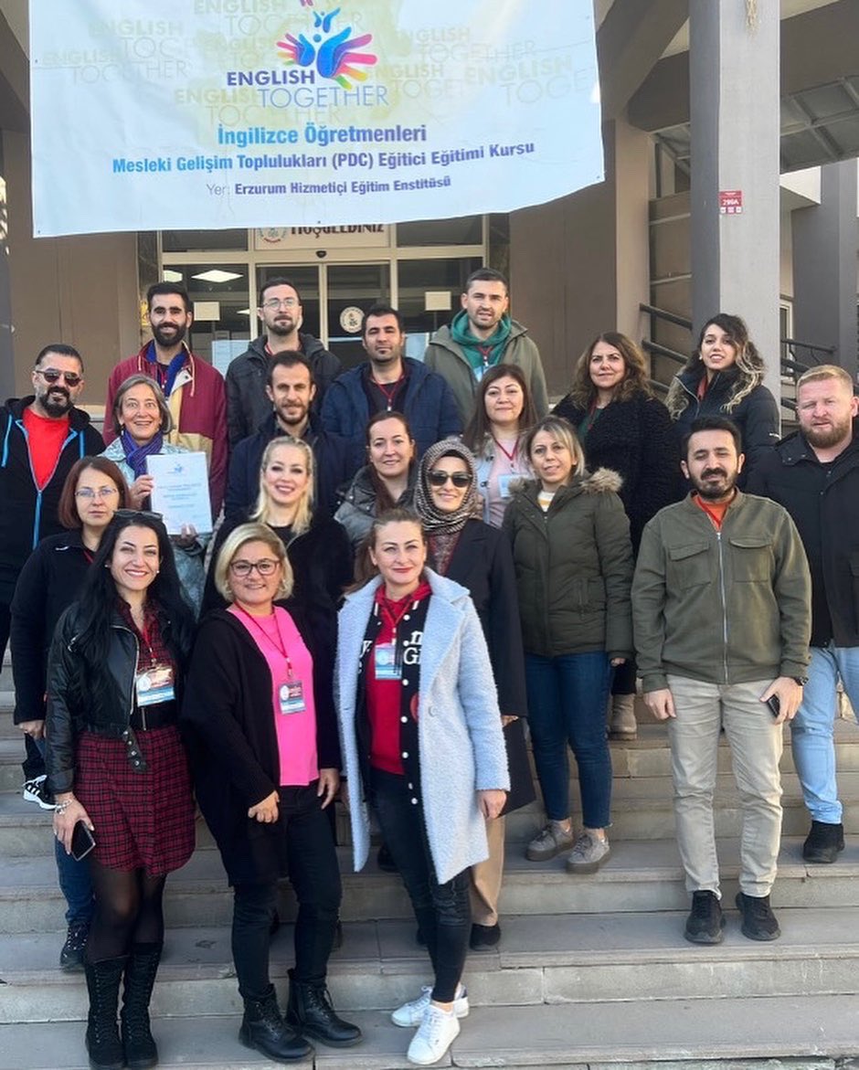 AytenBalaban's tweet photo. Day 4 📸🤗🥳💫  #birlikteingilizce #sabancifoundation #britishcouncil #tcmeb https://t.co/9pC1dpCGPX