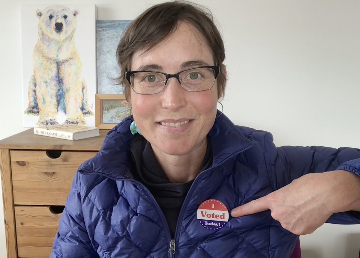 twilamoon's tweet photo. Voted!! I love that I have the right to vote &amp; that my vote counts equally to everyone else's. The future we want to see is about one voice - and one vote - at a time adding up to movements, actions, and transformation.

Make sure you're voting - for #climate! @theclimatevote https://t.co/ewReKLBSyn