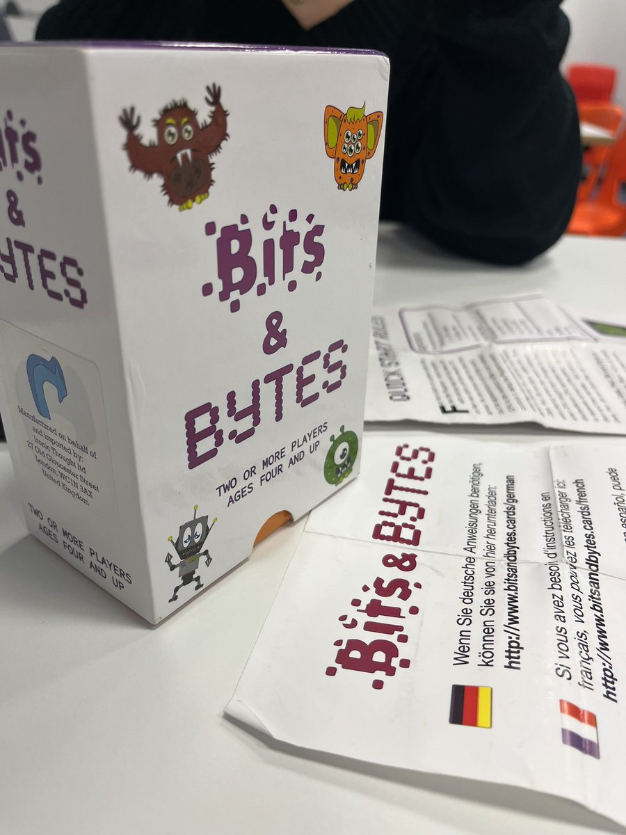 al395175's tweet photo. Por aquí os dejo unas imágenes de la clase de hoy de #MI1855A, ¡increíble todo lo que se puede aprender con estos materiales!. No dudéis en visitar mi blog para obtener más información, os espero 👋🏻 https://t.co/CsB34Y3ezS