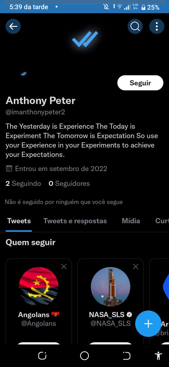 ThECEOQU0TES's tweet photo. Há uma conta falsa em nome de @imanthonypeter ou é só um erro do @Twitter ? 
Está conta apareceu do nada ontem https://t.co/Qaun5AW8PA
