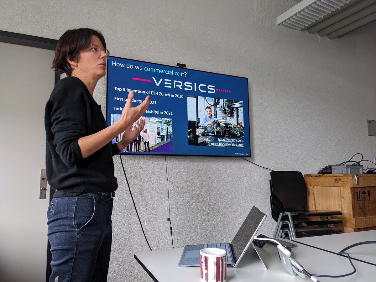 📢The @ETH_WPF scientific lunches are back! Today, @rachel_grange offered us a sneak peek into her amazing research on nonlinear optics for engineering telecom & sensing devices ✨Next session coming soon with @OlgaSorkineH: eth-wpf.ch/wpfevent/wpf/
