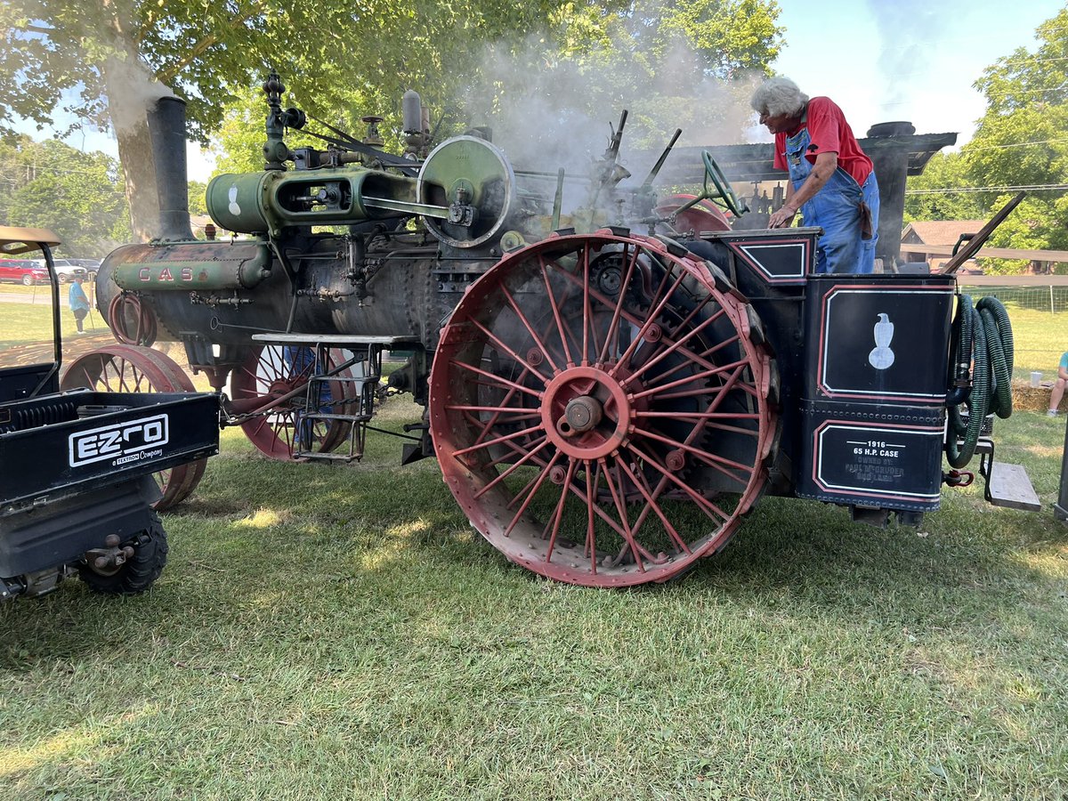 mytvt3's tweet photo. #case #casetractor https://t.co/wR63codNYI