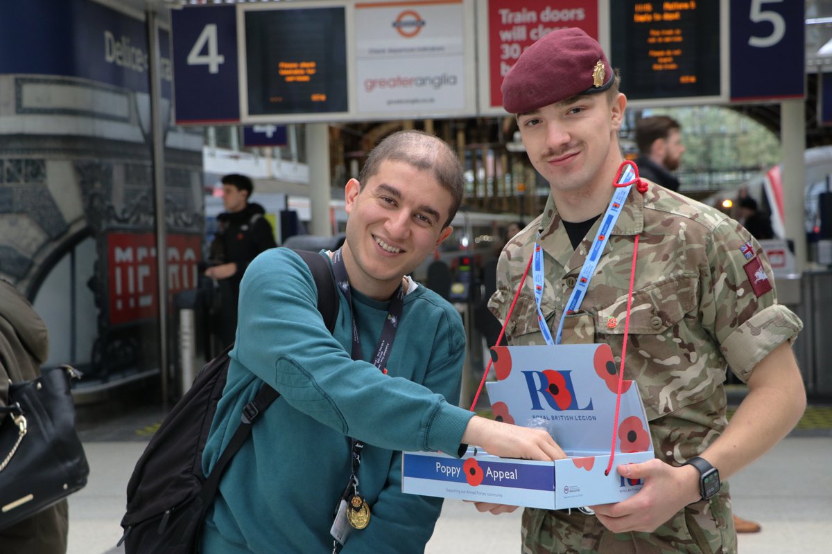 UKArmyLogistics's tweet photo. Did anyone see us in London today?

Soldiers from across the Corps have been throughout the nation's capitol helping to with the @PoppyLegion's  London Poppy Day. 

 #BritishArmyLogistics #WeAreTheRLC #wesustain #AdvantagesThroughDifference #Remembrance2022 https://t.co/snuN5AGcNH