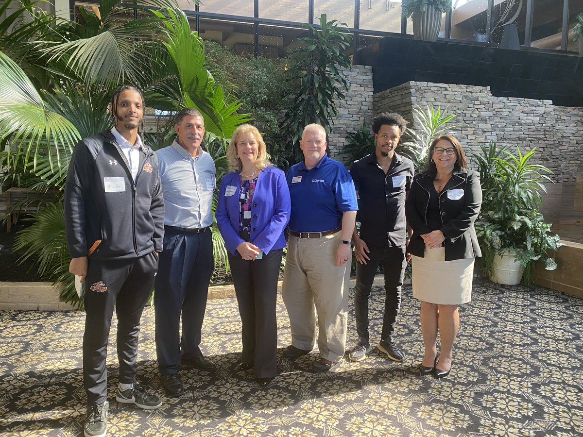 Along with several IT, underwriting and other insurance professionals, PAMIC had the privilege of hosting students from Alvernia University. Thank you all who came out for our first ever joined IT and Underwriting Summit!